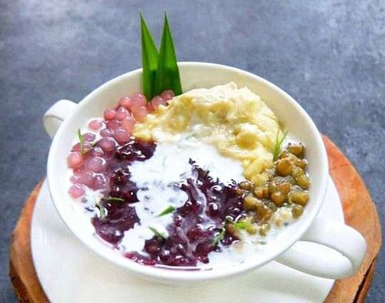 Lezatnya Bubur Kampiun ala Betawi