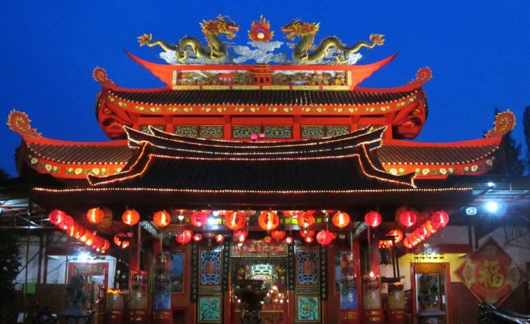 6 Kelenteng Tertua di Surabaya yang Penuh Sejarah dan Legenda