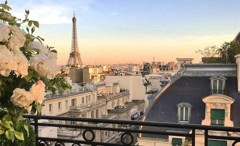 Menjelajahi Paris Kota Romantis