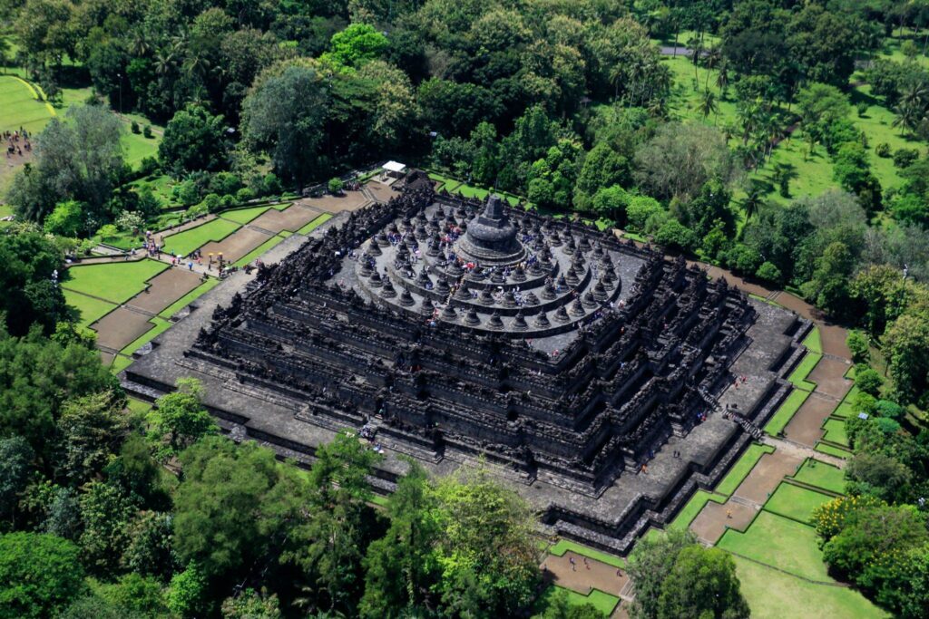 Candi Borobudur Keajaiban Dunia