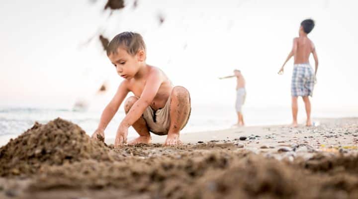 Ide Permainan Pantai yang Menghibur dan Menyehatkan